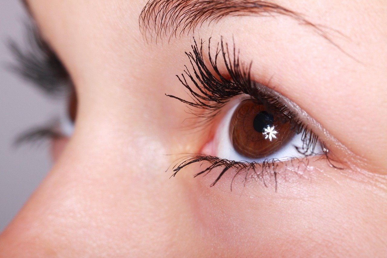 Almond Eyes: Enhance the Drama with These 3 Tricks