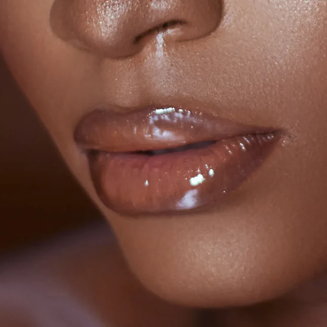 Latina Lips: Bold, Sculpted, and Always Iconic
